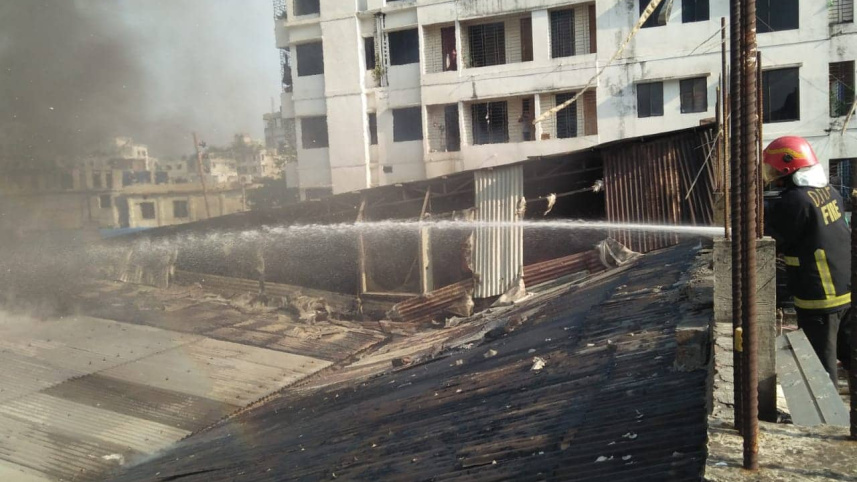 মাতুয়াইলে আগুন নিয়ন্ত্রণে