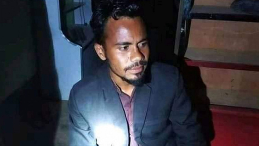 ঝুমন দাশ