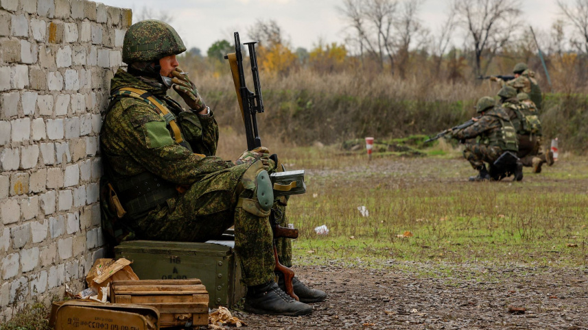রুশ রিজার্ভ সেনারা ইতোমধ্যে প্রশিক্ষণ নেওয়া শুরু করেছেন। ছবি: রয়টার্স