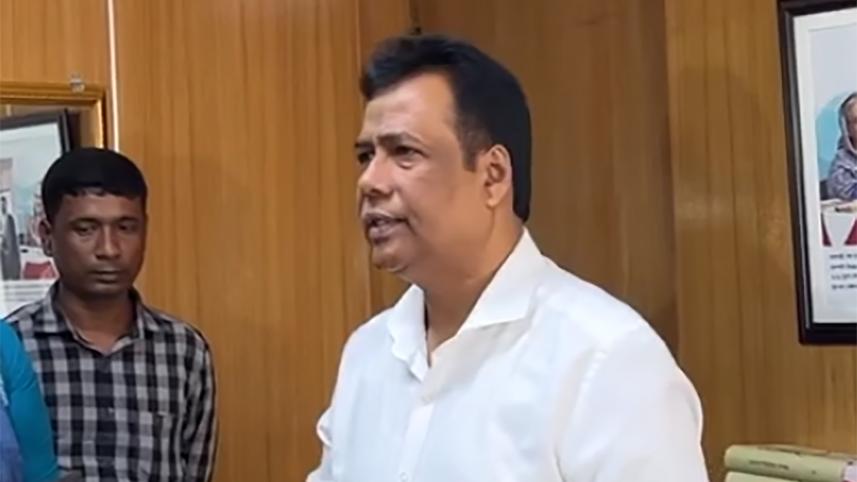 মকবুল হোসেন.jpg