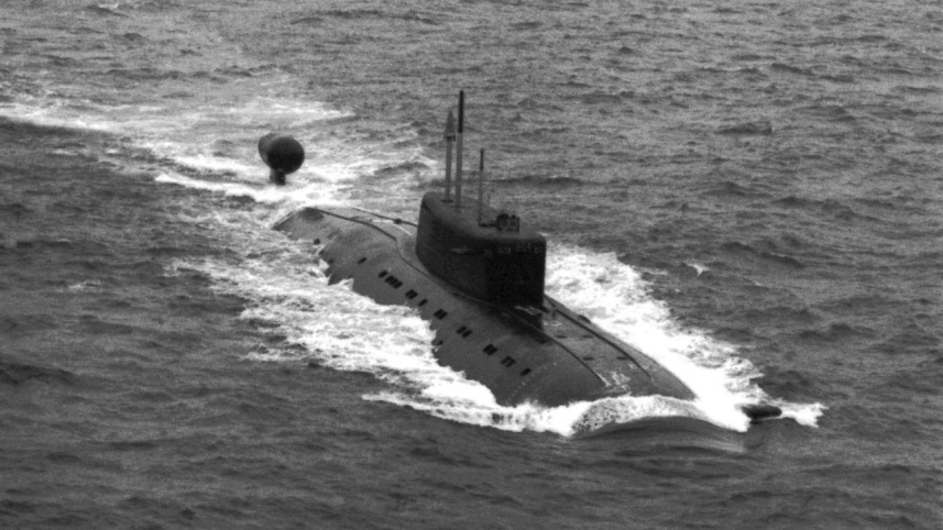 বিশ্বের সবচেয়ে বড় ১০ সাবমেরিন : সাবমেরিনের প্রচলন শুরু হয় প্রথম বিশ্বযুদ্ধের সময় যা বর্তমানে যুদ্ধক্ষেত্রের এক অন্যতম অস্ত্র।