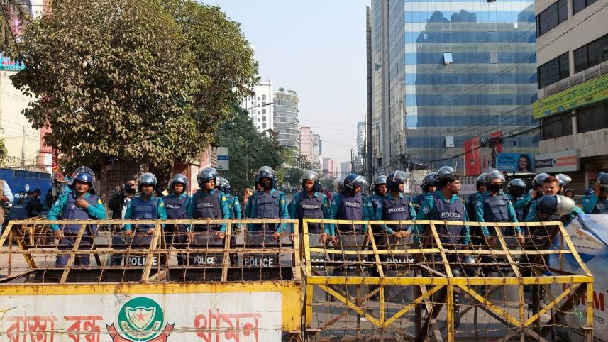 দুপুর থেকে নয়াপল্টন এলাকায় নিরাপত্তা বৃদ্ধি