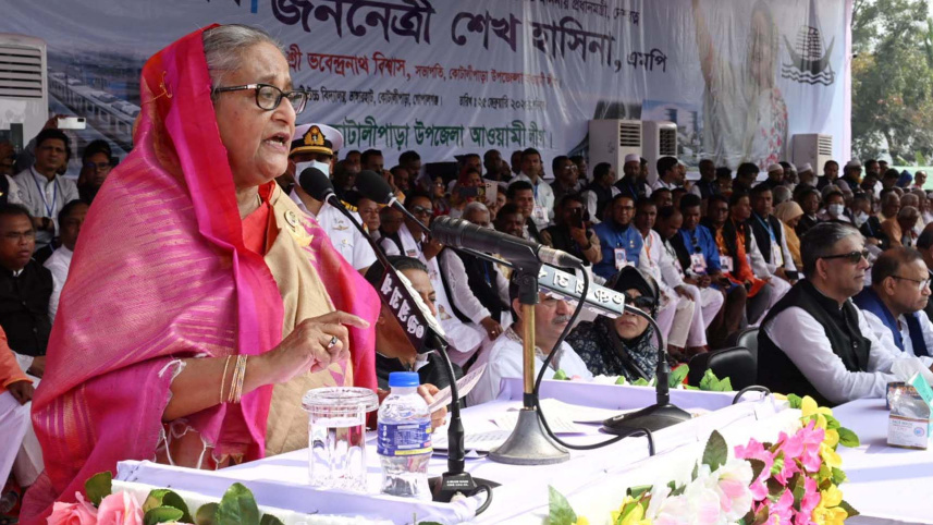 প্রধানমন্ত্রী ও আওয়ামী লীগের সভাপতি শেখ হাসিনা আজ শনিবার গোপালগঞ্জের কোটালীপাড়ায় জনসভায় ভাষণ দেন। ছবি: পিআইডি
