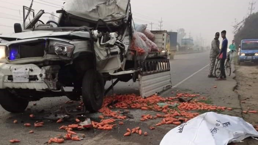 ভালুকায় সড়ক দুর্ঘটনায় ২ জন নিহত