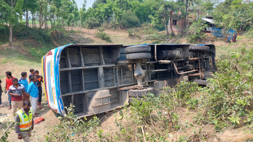 jhenaidah_accident_photo_02.jpg