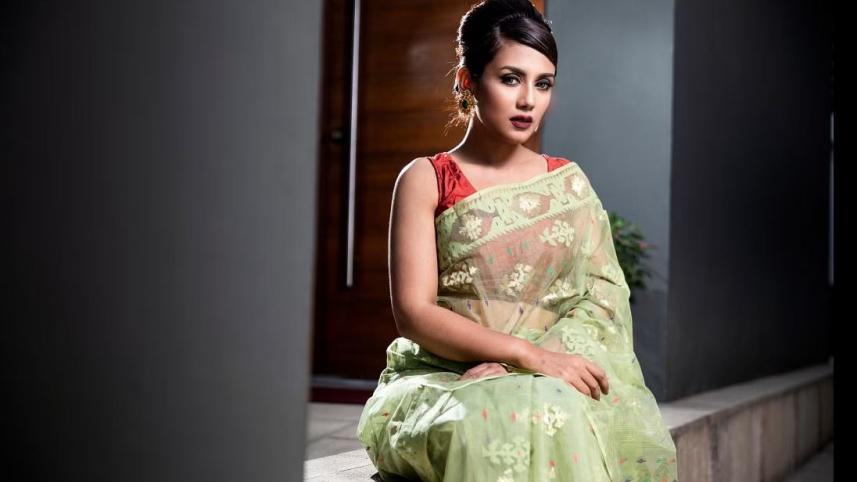 ঈদে পছন্দের তালিকায় রাখতে পারেন জামদানি