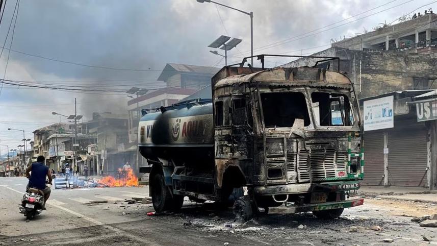 মণিপুরে সহিংসতা, মণিপুর, এন বীরেন সিং, ভারত,