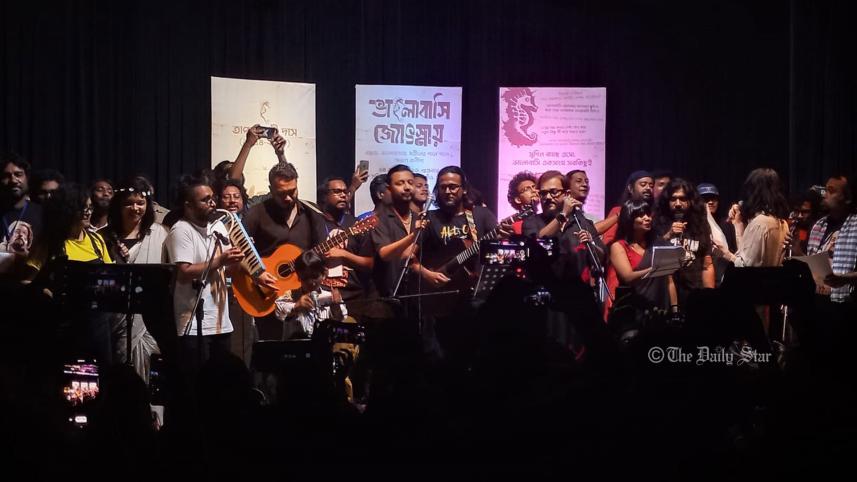 Mohiner Ghoragulo Concert.jpg