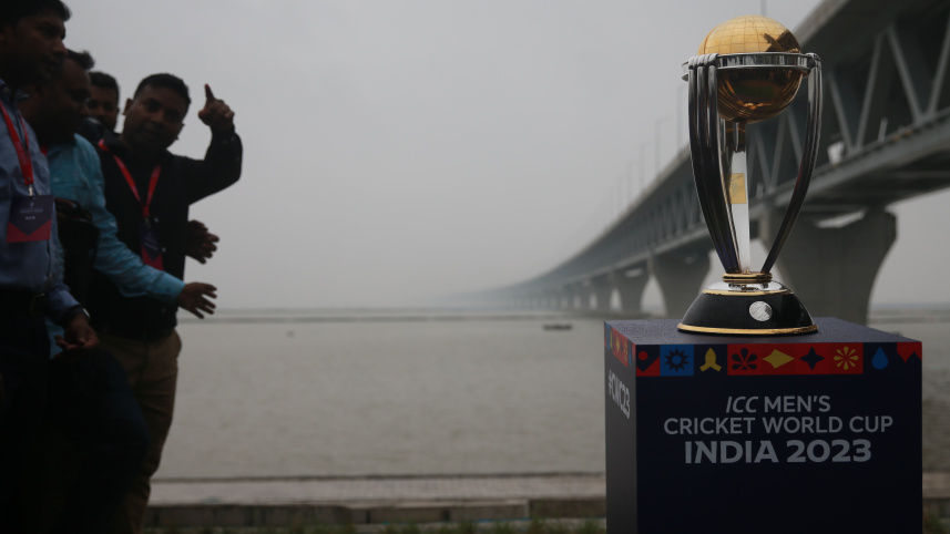 world cup trophy