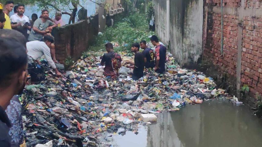 খোলা ড্রেন.jpg