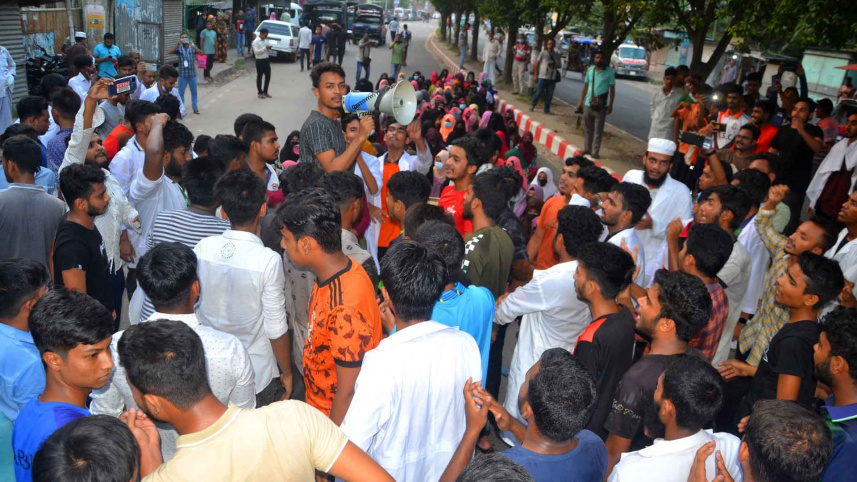 কথায় কথায় মারধর, সাবেক ছাত্রলীগ নেতার ‘অত্যাচারের’ বর্ণনা দিলেন শিক্ষার্থীরা