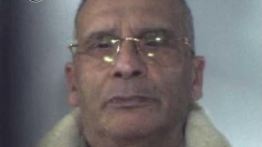 পুলিশের হাতে ধরা পড়ার পর মেসিনার 'মাগশট'। ছবি: রয়টার্স