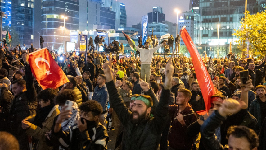 ইসতাম্বুলে বিক্ষোভ। ছবি: এএফপি
