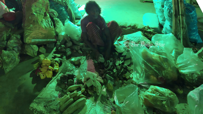 ফাটা-আধপচা সবজির দাম বেড়েছে প্রায় ৩ গুণ