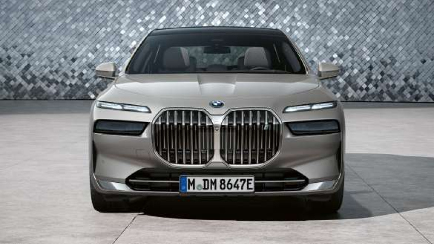 বিএমডব্লিউ আই৭ গাড়ি বাজারে এনেছে এক্সিকিউটিভ মোটর্স। ছবি: সংগৃহীত 