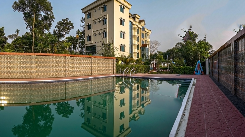 গ্র্যান্ড সেলিম রিসোর্ট অ্যান্ড ট্যুর