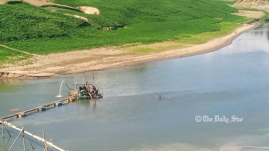 sangu river sand lifting.jpg