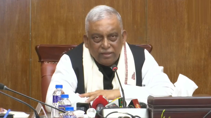 অনেক বৈদেশিক চাপ পেয়েছি, তাদের সুর আবার পাল্টেও যাচ্ছে: স্বরাষ্ট্রমন্ত্রী