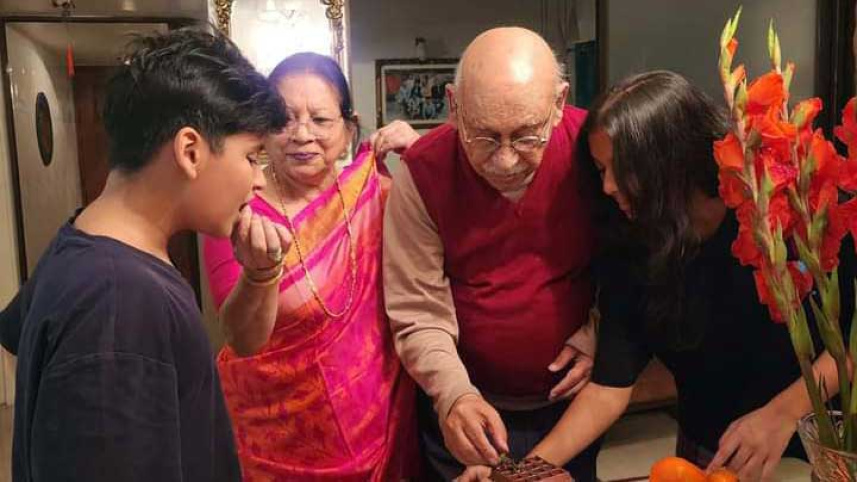 আমার জীবনে স্ত্রীর ভূমিকা অনেক: আবুল হায়াত