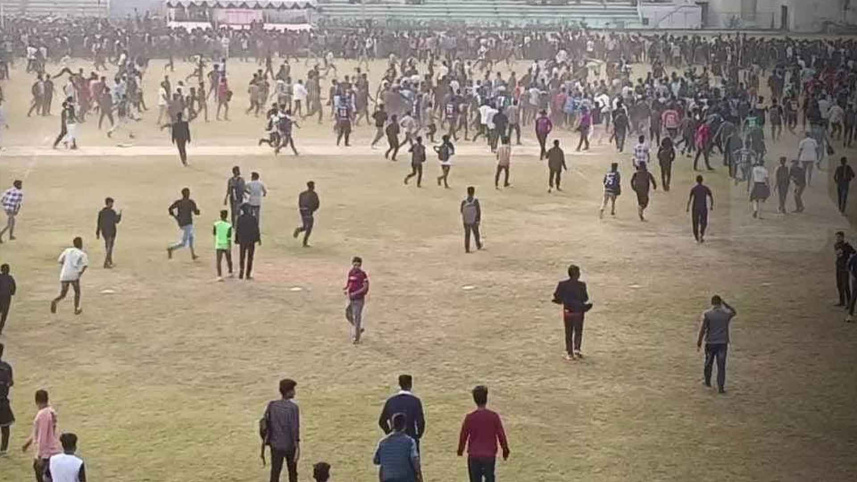 রাবিতে ক্রিকেট টুর্নামেন্টের ফাইনালে ঢাবির খেলোয়াড়দের ওপর হামলা, আহত ৪