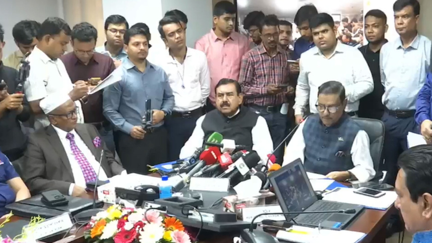 ঈদের সময় যানবাহনের চাপ, কিছু জায়গায় জট হবেই: কাদের