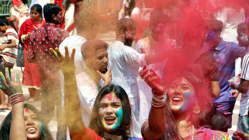 holi_1.jpg