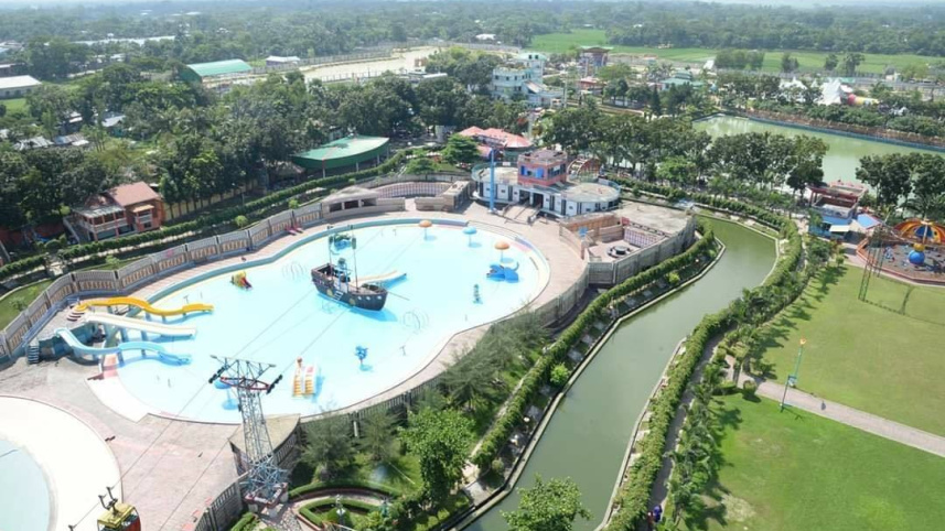 ড্রিম হলিডে পার্ক