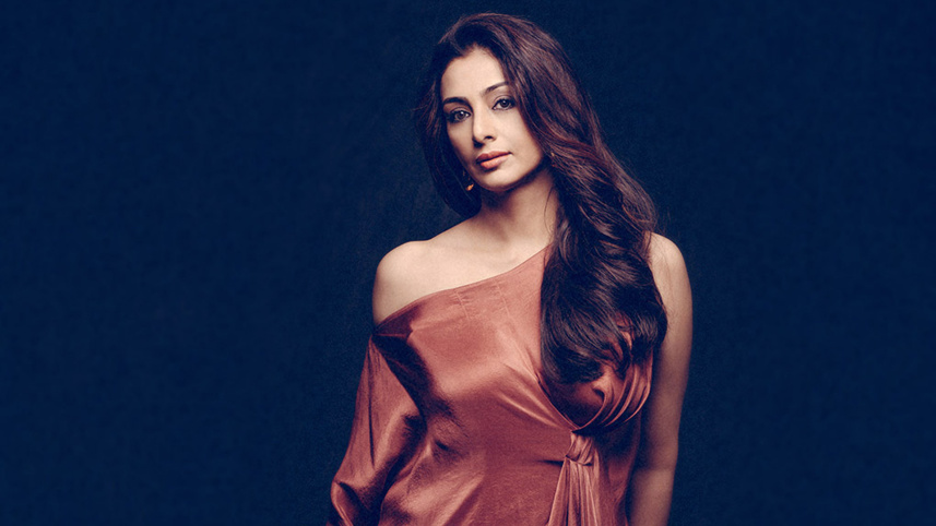 টাবু, বলিউড, হলিউড, এমিলি ওয়াটসন, ডিউন: প্রফেসি, অলিভিয়া উইলিয়ামস,