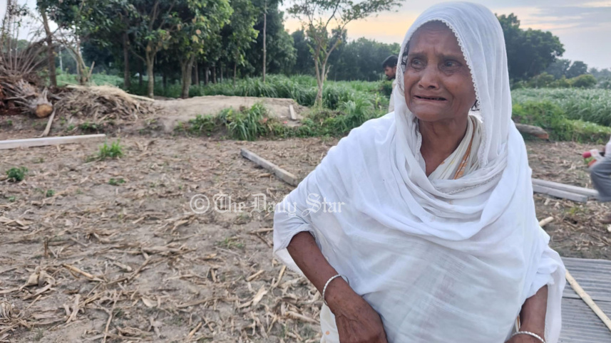 কুষ্টিয়ায় লালন অনুসারী বিধবার ঘর ভাঙচুর