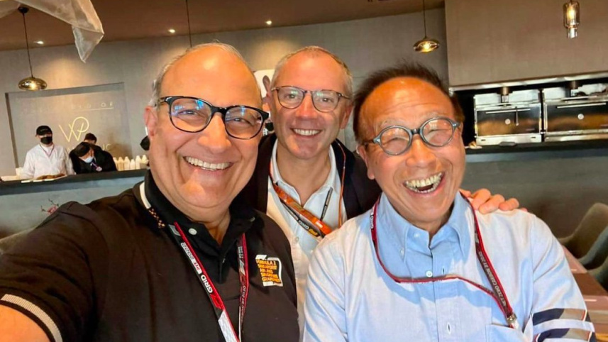 এস ঈশ্বরণ (বাঁয়ে) ও ওং বেং সেং (ডানে)। ফাইল ছবি: ঈশ্বরণের ফেসবুক পেইজ