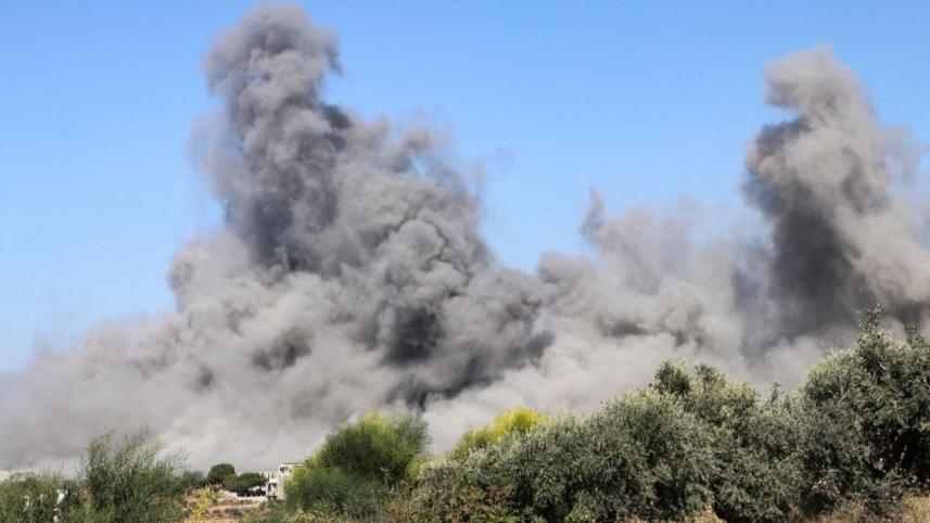 দক্ষিণ লেবাননের সিদ্দিকিন গ্রামে বিমানহামলা চালায় ইসরায়েল। ছবি: রয়টার্স (২৬ সেপ্টেম্বর, ২০২৪)