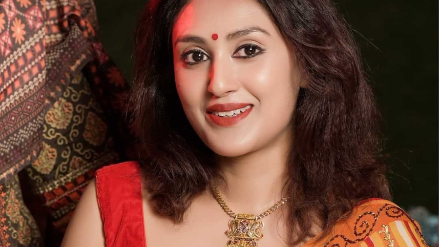 কুসুম সিকদার.jpg