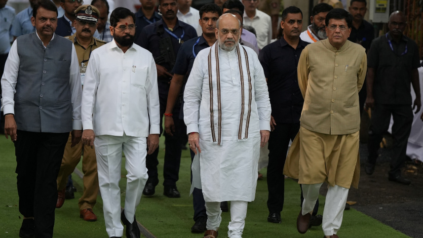 রতন টাটার শেষকৃত্যে অমিত শাহ। ফাইল ছবি: রয়টার্স