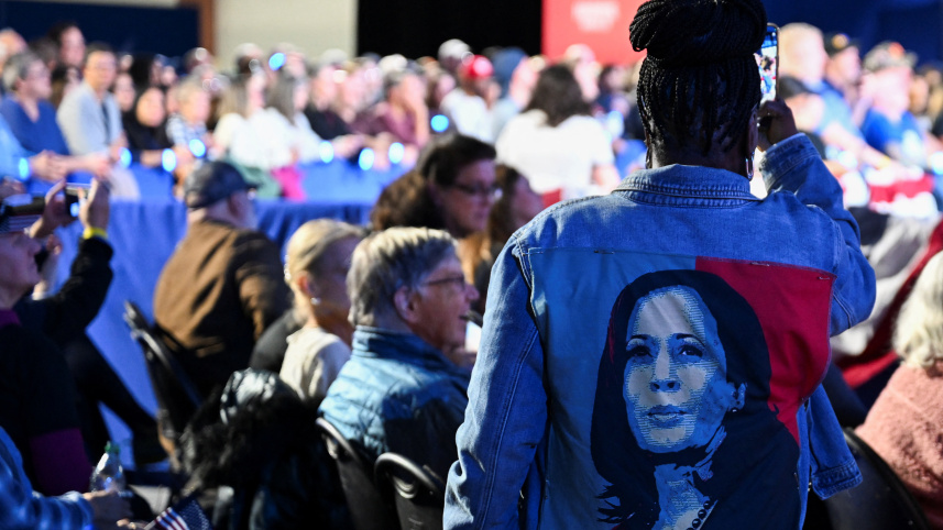 কমলা হ্যারিসের সমর্থকরা। ছবি: রয়টার্স