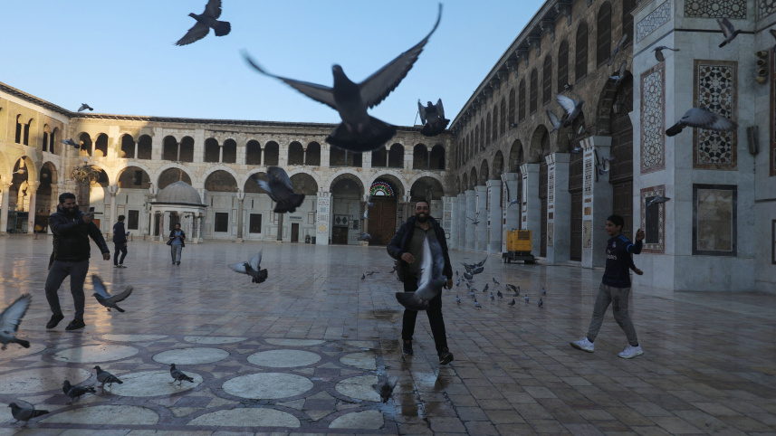 উমায়াদ মসজিদের বাইরের চত্বর। ছবি: এএফপি