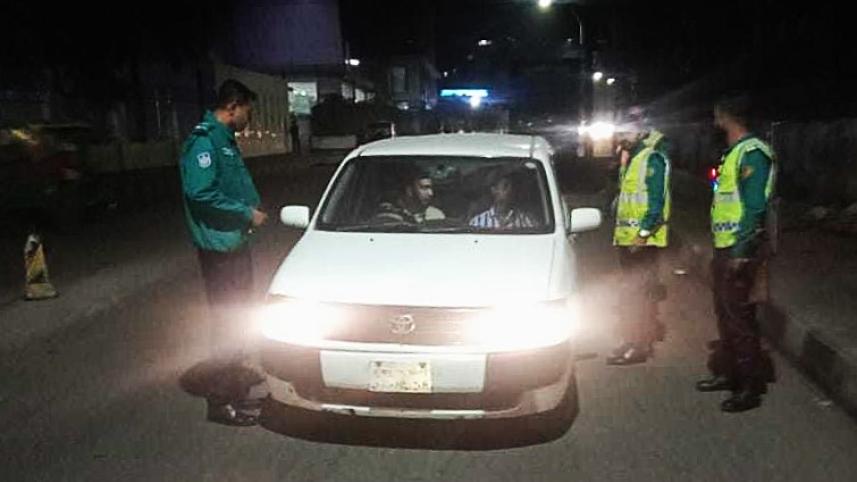 পুলিশ টহল.jpg