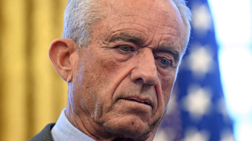 মার্কিন স্বাস্থ্যমন্ত্রী কেনেডি জুনিয়র। ছবি: এএফপি