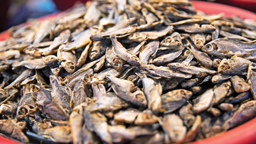 শুঁটকি খাওয়া কি ক্ষতিকর?