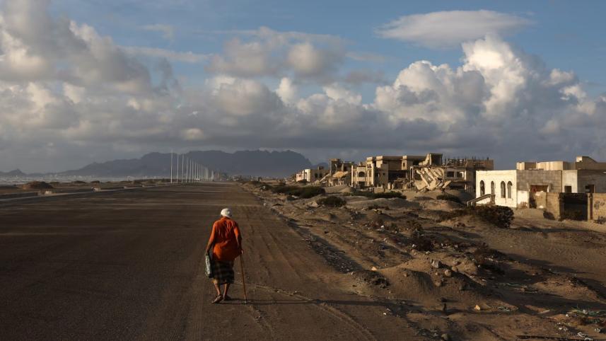 দীর্ঘদিনের গৃহযুদ্ধে বিধ্বস্ত ইয়েমেনের এডেন শহর। ফাইল ছবি: রয়টার্স