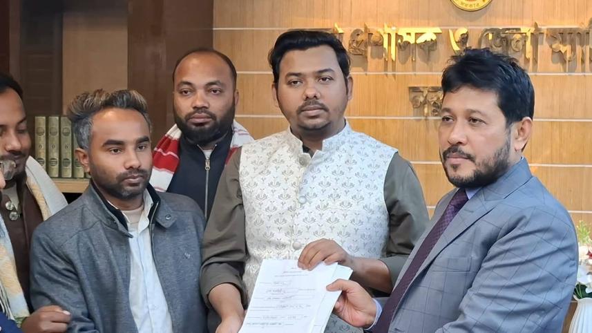 সারোয়ার তুষার.jpg