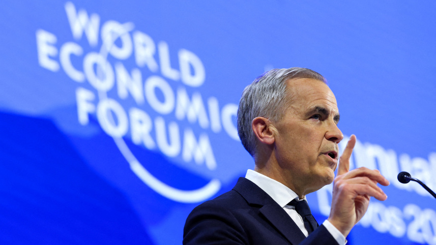 দাভোস কাঁপালেন কার্নি। ছবি: রয়টার্স