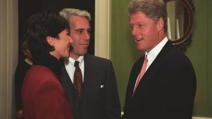 বিল ক্লিনটনের সঙ্গে হোয়াইট হাউসে এপস্টেইন ও গিলেইন। ছবি: সংগৃহীত