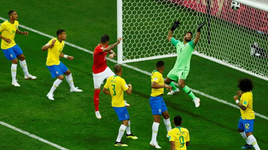 2018-06-17T191430Z_1569773880_RC11F2D122B0_RTRMADP_3_SOCCER-WORLDCUP-BRA-SWI.JPG