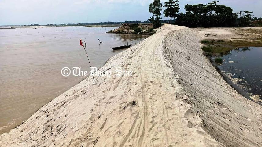 Kurigram-sand-dyke-02.jpg