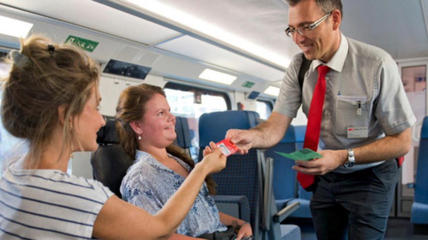SWISS2.jpg