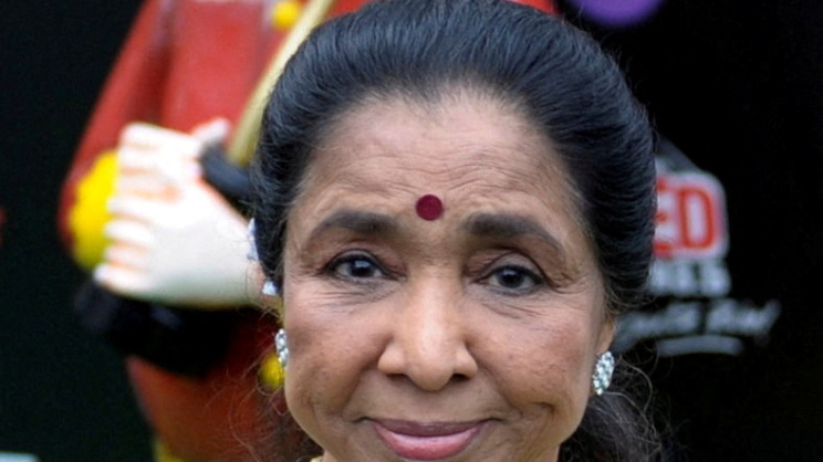 ৯২ বছর বয়সে মারা গেছেন আশা ভোসলে। ছবি: রয়টার্স