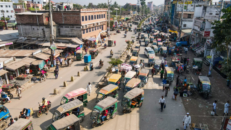 খুলনা: ১৮ লাখ মানুষের শহরে নেই কোনো গণপরিবহন