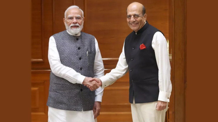 Modi And Dinesh Trivedi
