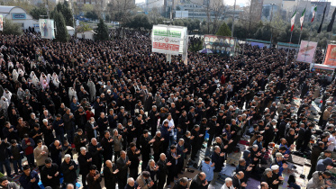 তেহরানে ঈদের নামাজ।