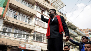 নেপালের ভোটে এগিয়ে আছেন বালেন্দ্র শাহ। ছবি: রয়টার্স